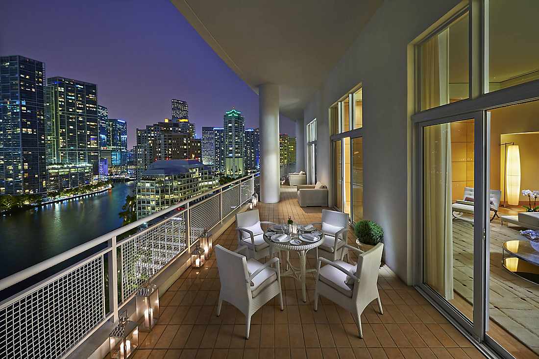Oriental Penthouse Suite balcony